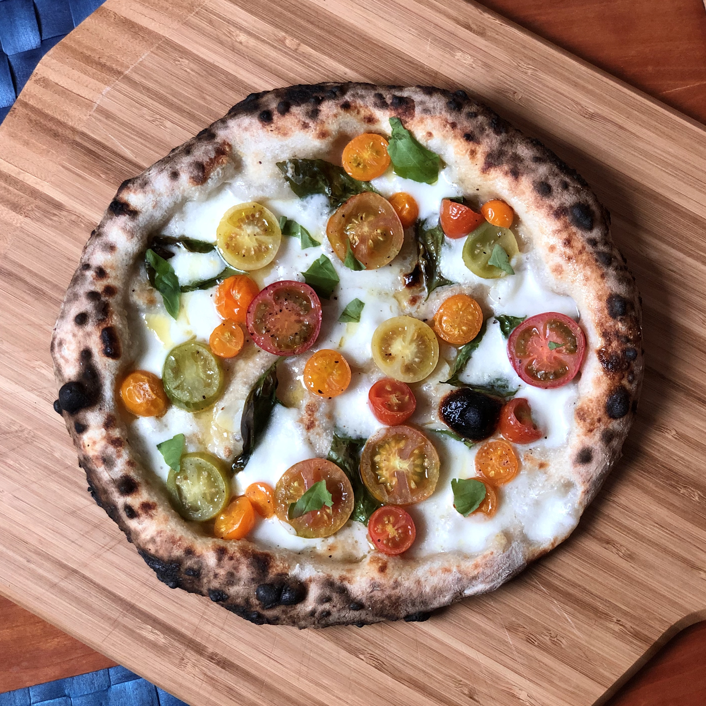 The Easiest Summer Pizza Recipe| Fresh Tomato & Mozzarella Pizza